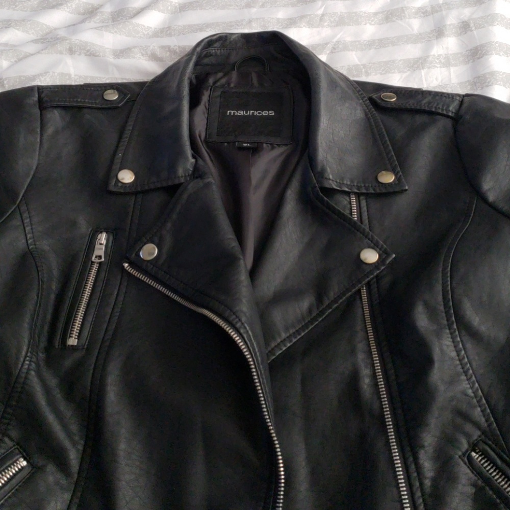 BLACK FAUX LEATHER JACKET